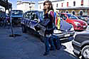 Girl am Bahnhof Syrakusa Kopie