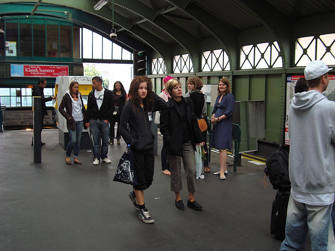 gruppenbildimubahnhofeberswalderstrasse Kopie