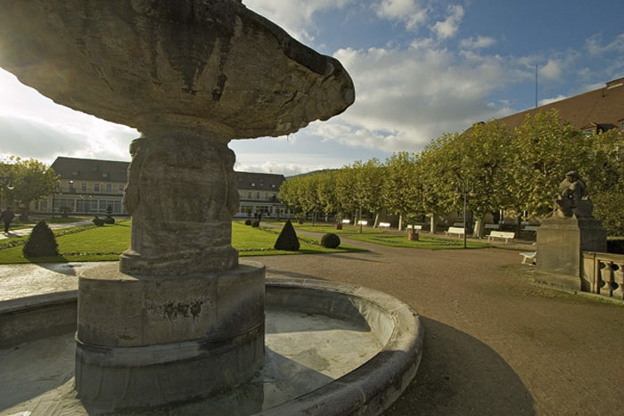 Brunnen-im-Kurbad-von-Bad-D