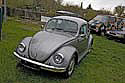 VW Kaefer auf dem Gelaende eines Gebrauchtwagenhaendlers, Berlin Weissensee, April 2008 Kopie