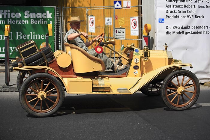 autounterdenlinden Kopie