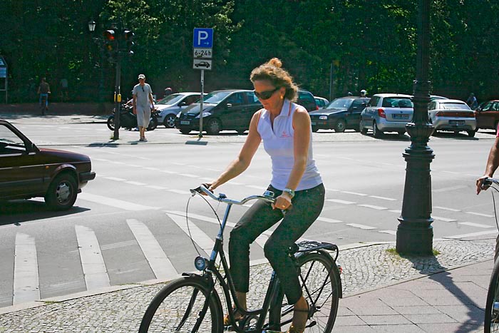 Radfahrerin, Tiergarten Kopie