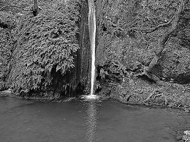 wasserfall auf rhodosDSC05191 Kopie