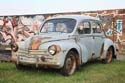 Dieser kleine Renault 4 CV hat schon bessere Tage gesehen Kopie