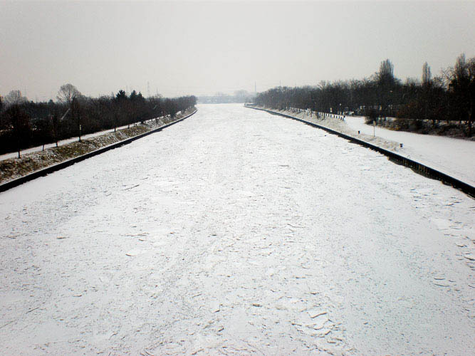 der-zugefronene-neckarkanal-bei-feudenheim009-Kopie