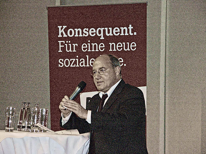 Gregor Gysi beim DGB KongressPICT0028 Kopie
