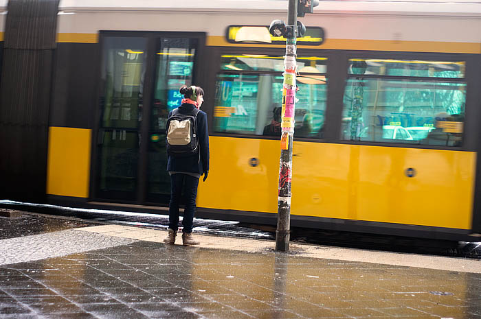 vor der strassenbahn_DSC2013 Kopie