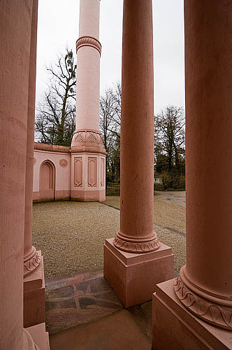 Saeulen und Minarett_DSC3725 Kopie