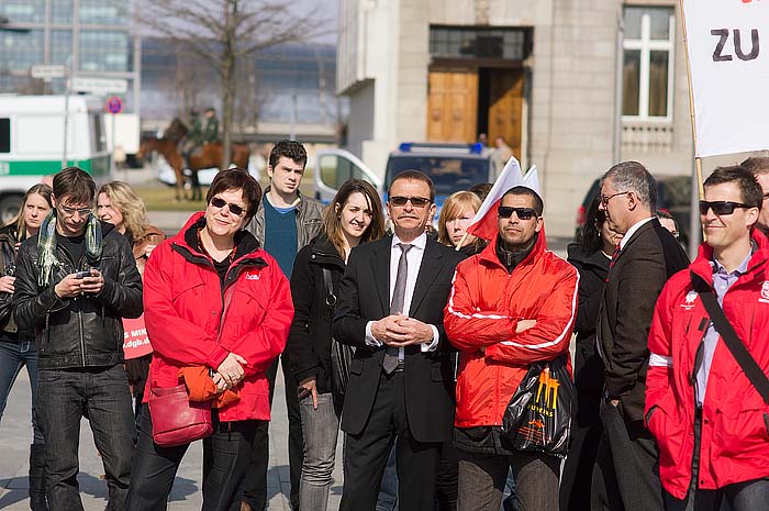 Auf der Demonstration Mitte DGB Bundesvorstandsmitglied Claus Matecki_DSC5317 Kopie