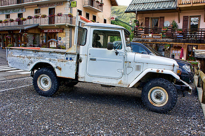 Toyota Land Cruiser in Valloire Kopie