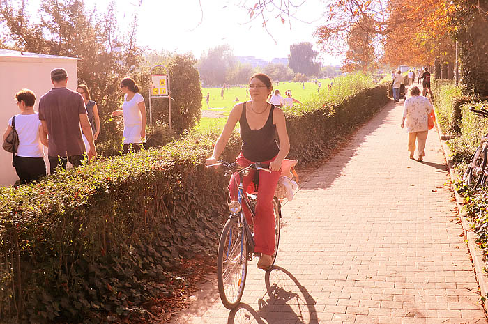 Radfahrerin Heidelberg Kopie