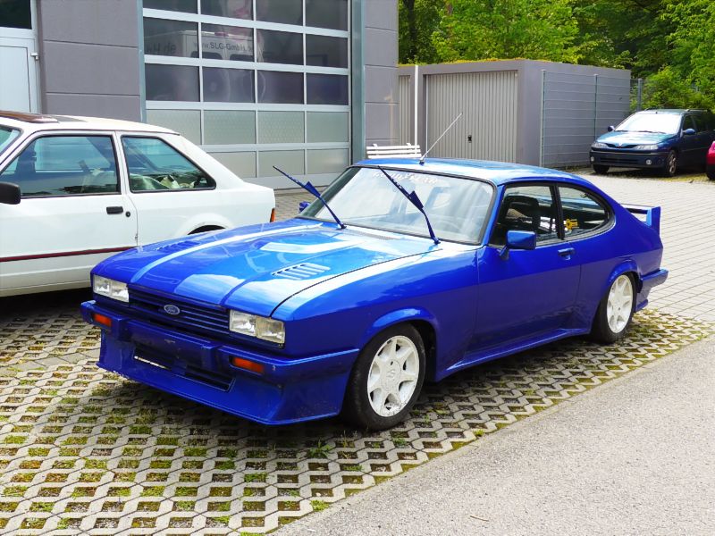 Ford Capri in Oftersheimer Industriegebiet 1020807