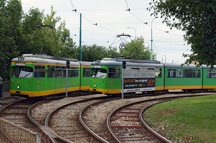 DUEWAGTRAMS an der Endhaltestelle Debiec_DSC0190