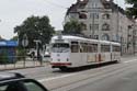 Tram 81 Linie 2 und Auto_DSC7191_DxO