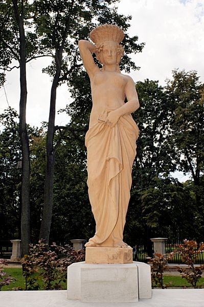 SkulpturimGarten von Schloss WilanowDSC07854_DxO