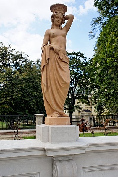 bezauberndeStatueDSC07855_DxO