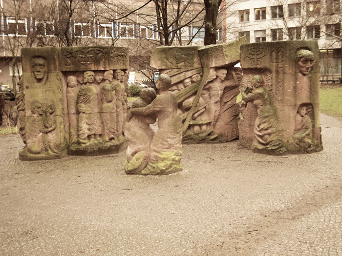 Rosenstrasse-Denkmal