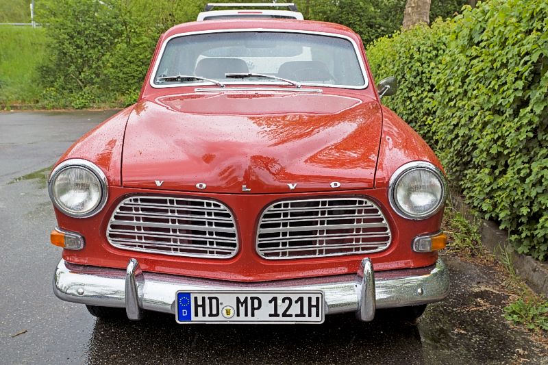 Volvo 121 von vorne