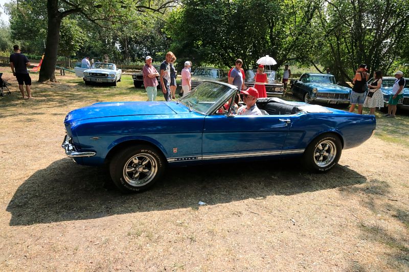 Ford Mustang von der Seite