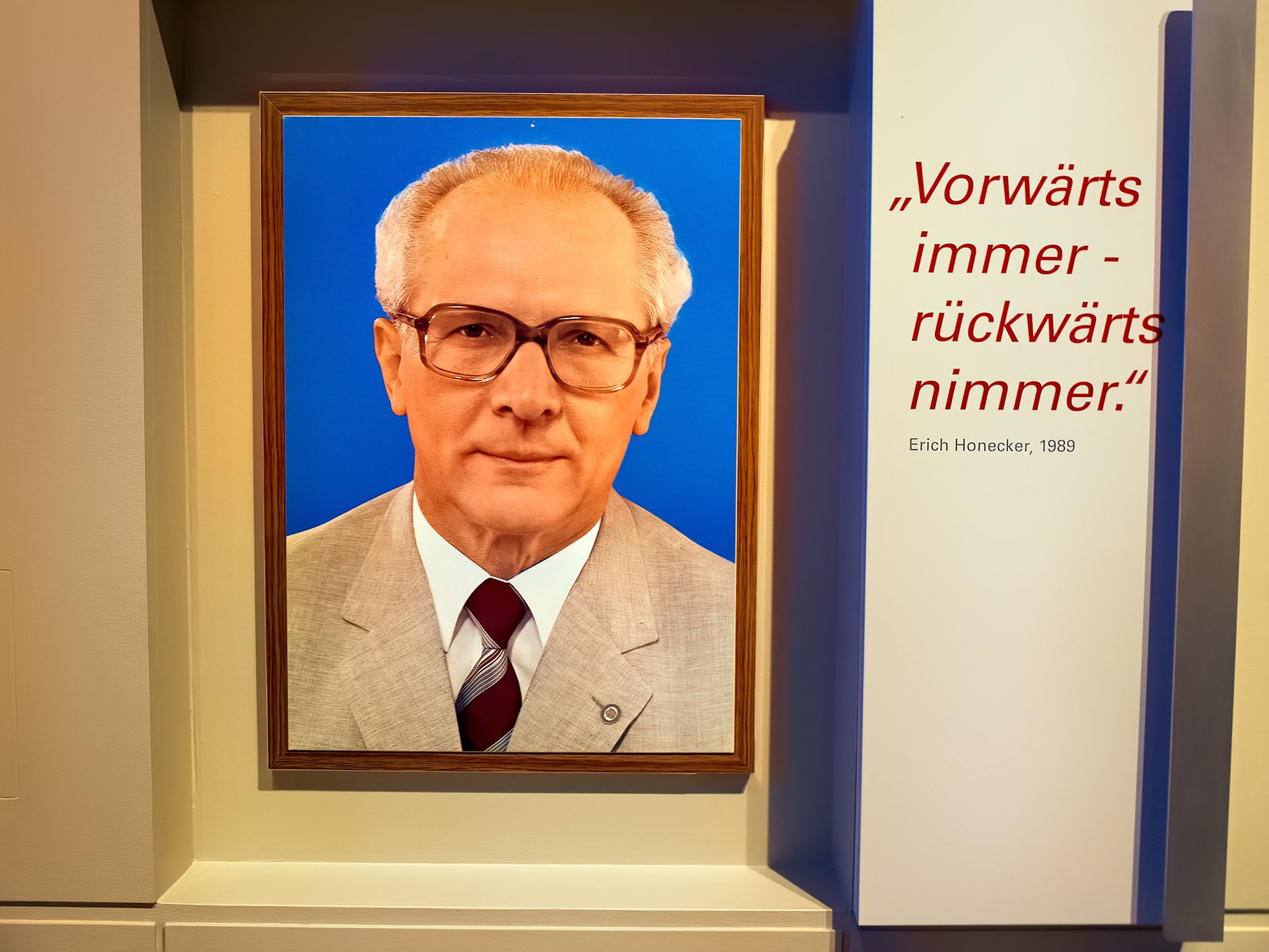 Vorwärts immer, rückwärts nimmer