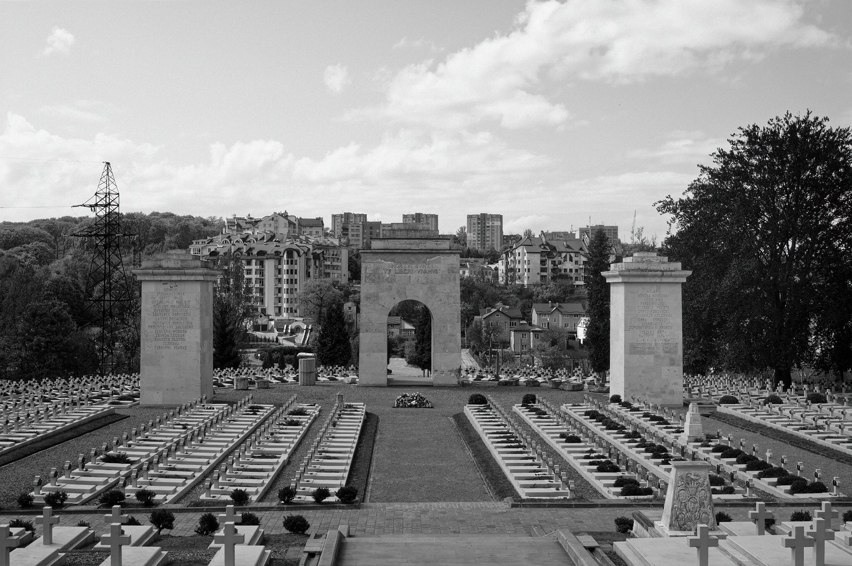 Mortui sunt ut liberi vivamus