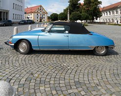 Citroën DS Cabriolet (Chaperon) von der Seite