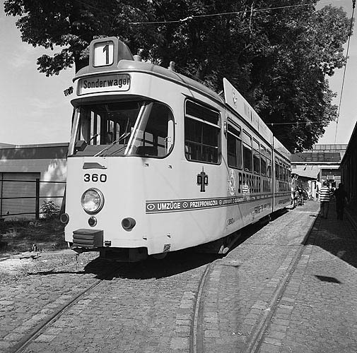 Strassenbahn--2000sandersh