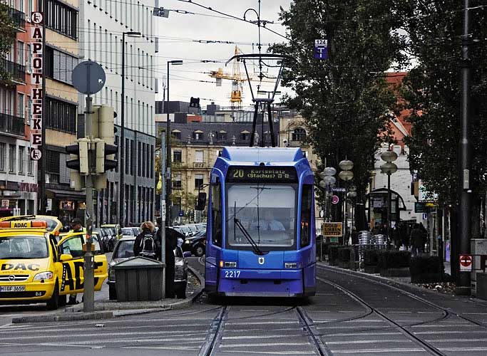 Tram-2217-in-Muenchen