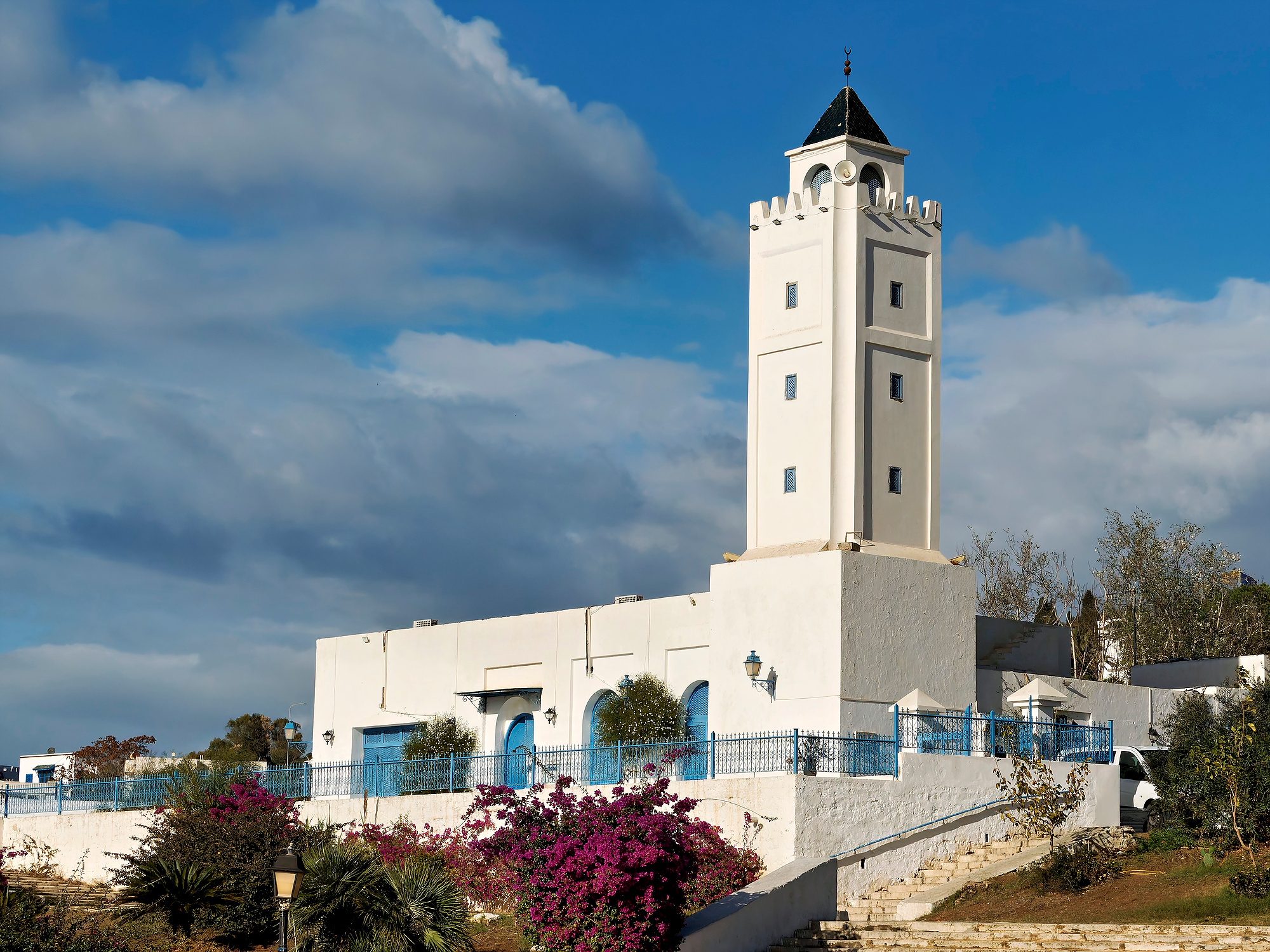 20251129-_B290103Retro Roadtrip