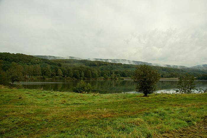 Morgendunst-hinter-Ronchamp